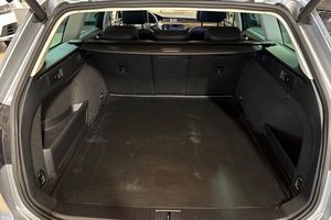 Volkswagen Passat bild 19