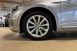 Volkswagen Passat bild 4