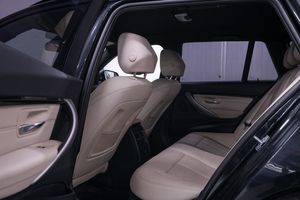 BMW 320 bild 9