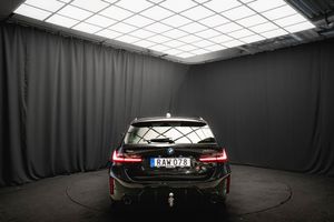 BMW 330 bild 7