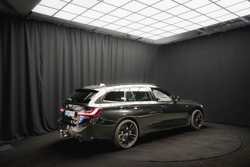BMW 330 bild 6
