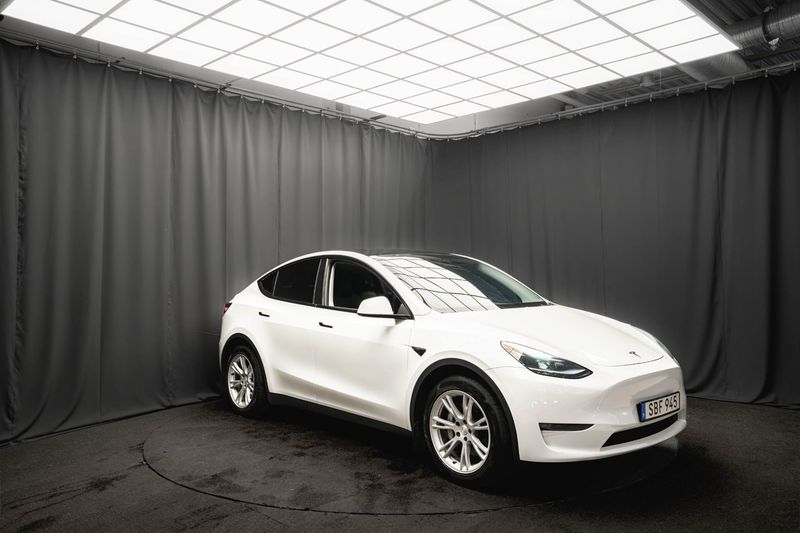 Tesla Model Y bild 4