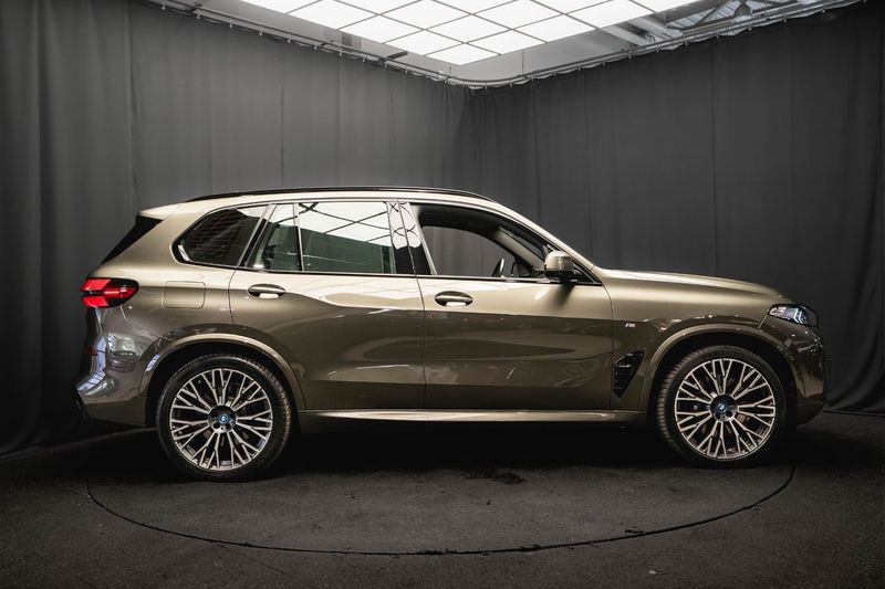 BMW X5 bild 7