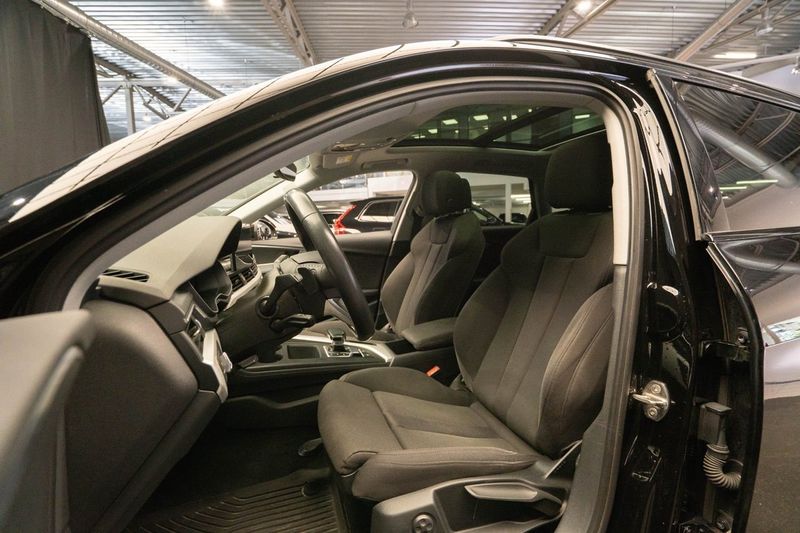 Audi A4 bild 17