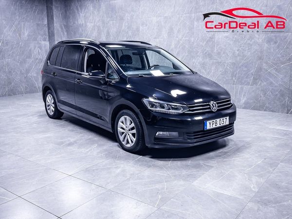 Volkswagen Touran 1.6 TDI 115hk 7-Sits M-Värmare Kamera Navi CarPlay Drag - 2018