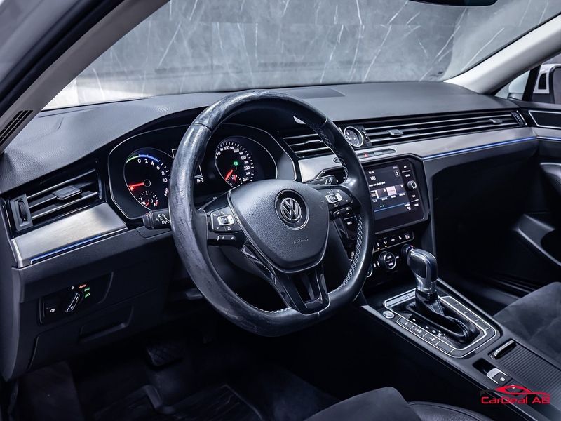Volkswagen Passat bild 12