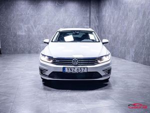 Volkswagen Passat bild 2