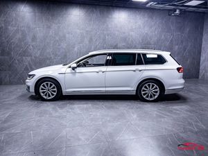 Volkswagen Passat bild 4