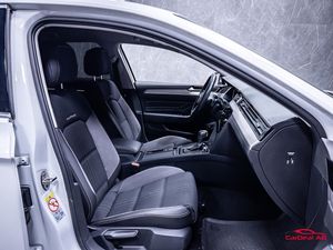Volkswagen Passat bild 15