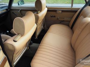 BMW 2500 bild 16