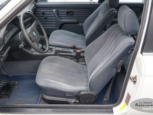 BMW 316 bild 23