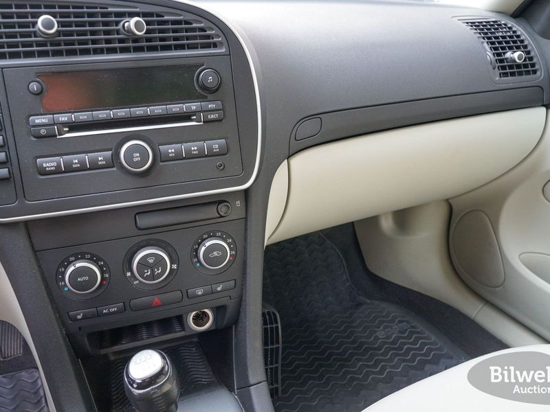 Saab 9-3 bild 31