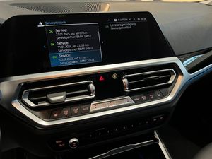 BMW 330 bild 11