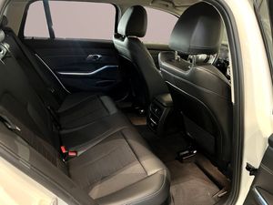 BMW 330 bild 7