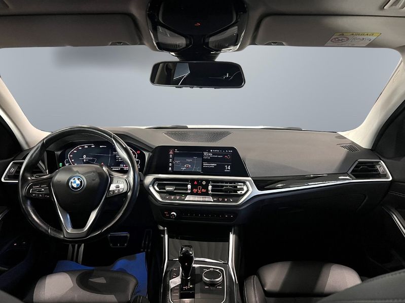 BMW 330 bild 8