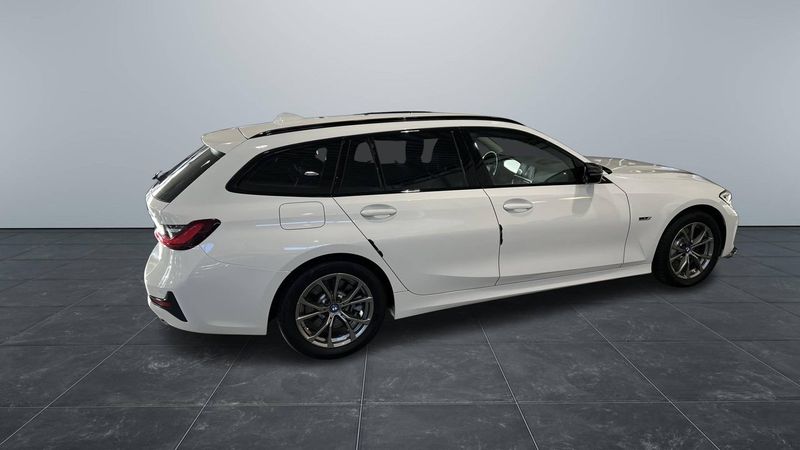 BMW 330 bild 5