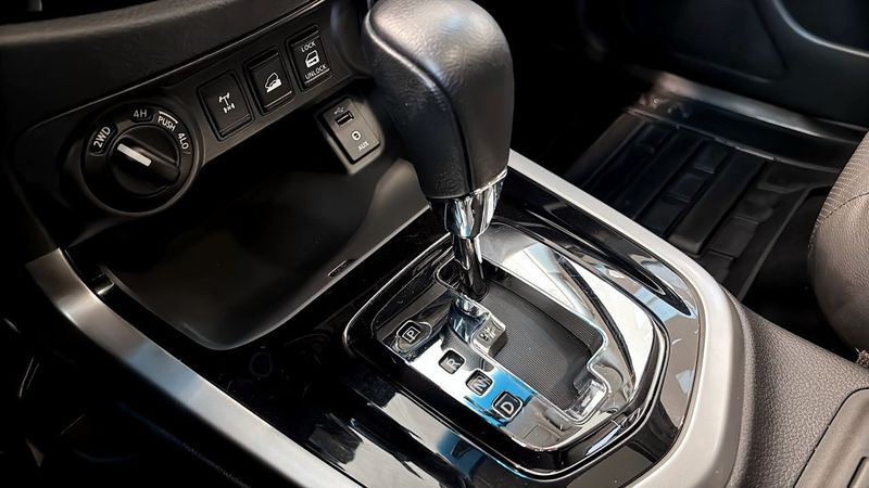 Nissan Navara bild 15