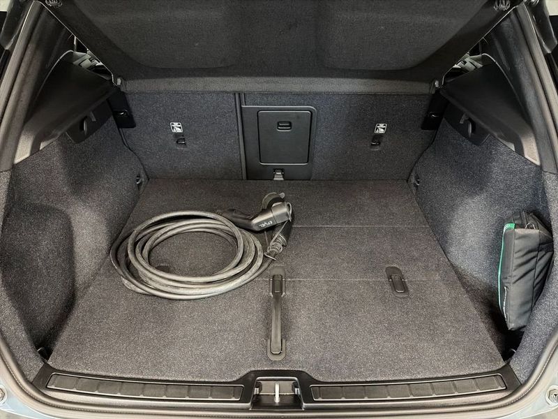 Volvo EX40 bild 25