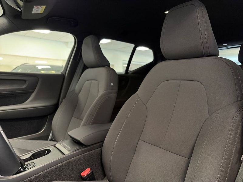 Volvo EX40 bild 12