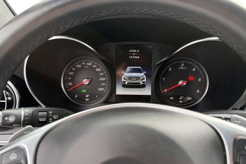 Mercedes GLC220 bild 7