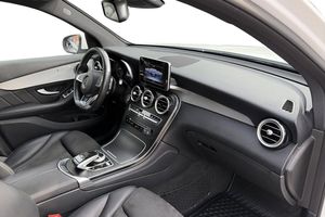 Mercedes GLC220 bild 9