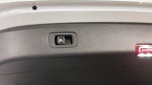 Mercedes GLC300 bild 7