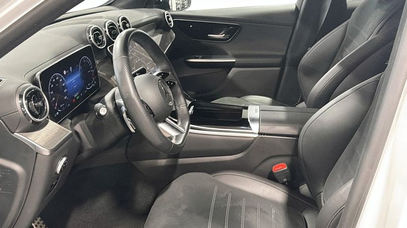Mercedes GLC300 bild 10