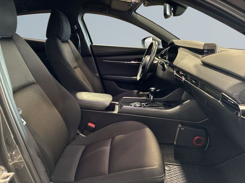 Mazda 3 bild 10