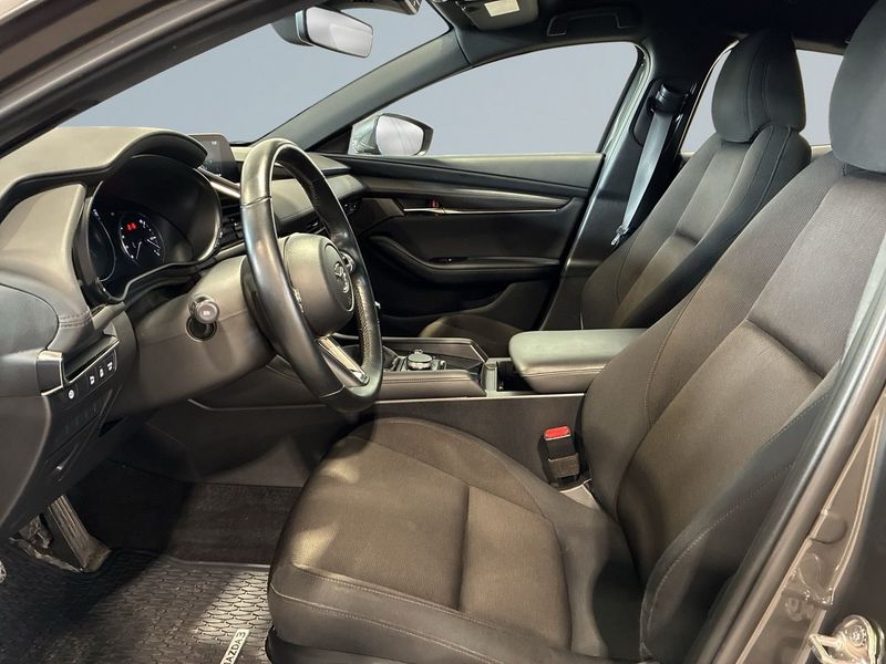 Mazda 3 bild 7