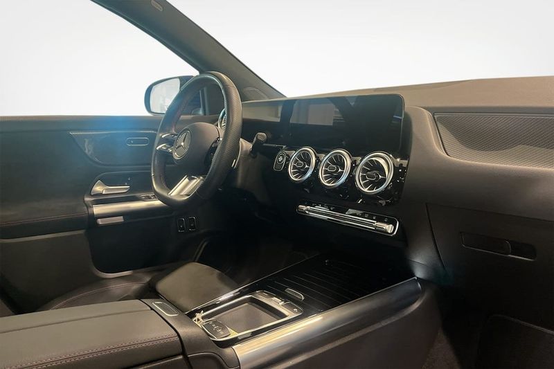 Mercedes GLA250+ bild 9