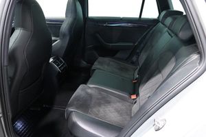 Skoda Superb bild 8