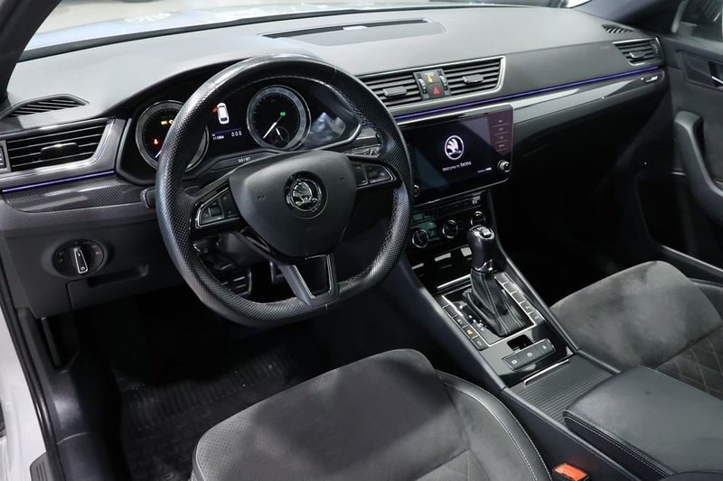 Skoda Superb bild 6