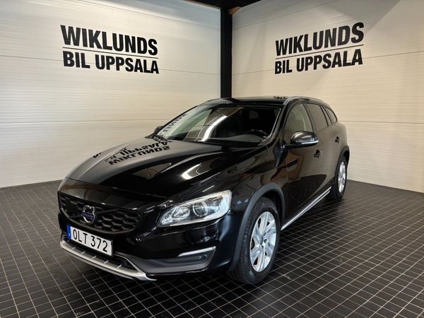 Volvo V60 Cross Country D4 AWD Geartronic Summum Business Edition Pro TV Pano - 2016