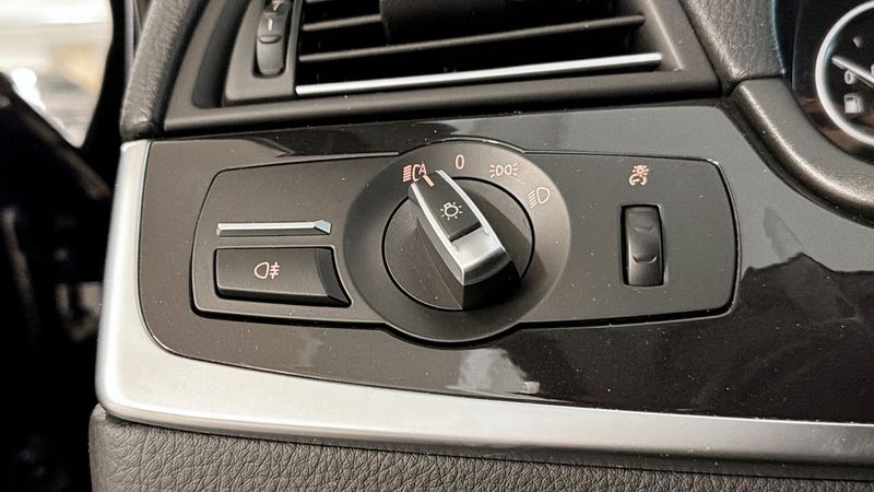 BMW 520 bild 19
