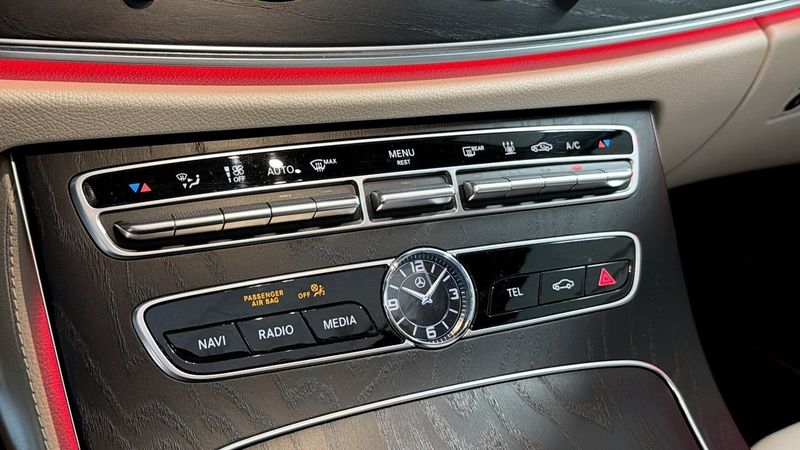 Mercedes E400 bild 18