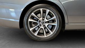 Mercedes E400 bild 9