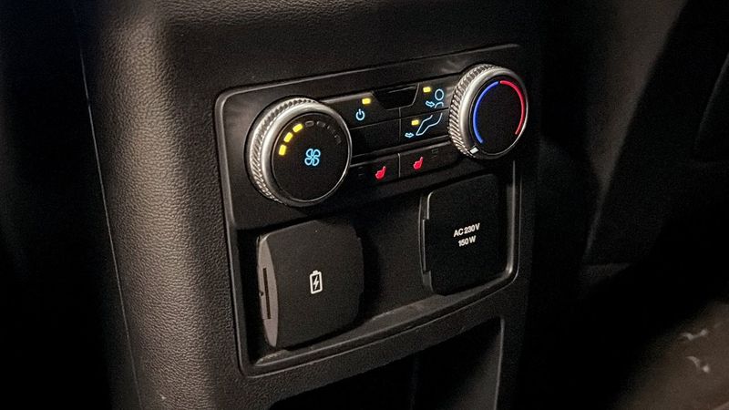 Ford Explorer bild 25