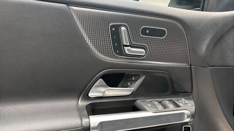 Mercedes EQB300 bild 11