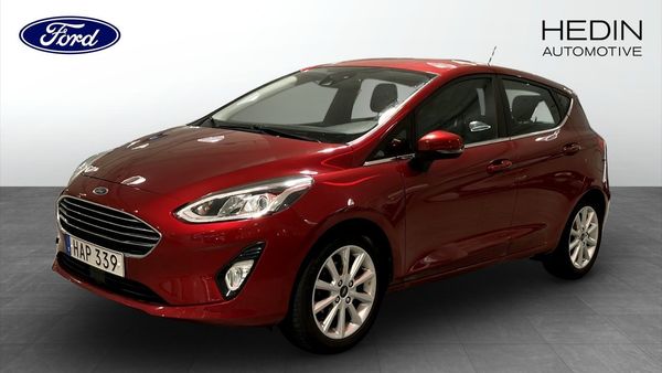 Ford Fiesta 1.0 EcoBoost 100hp Titanium / Värmare / V hjul ingår - 2018
