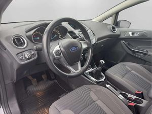 Ford Fiesta bild 9