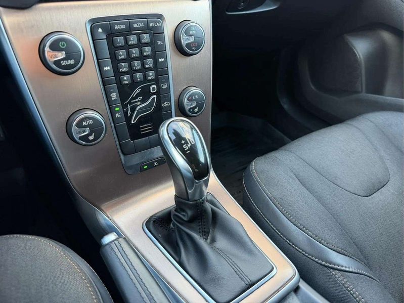 Volvo V40 bild 11