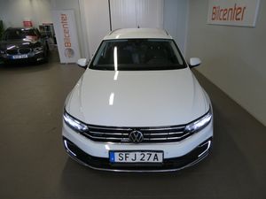 Volkswagen Passat bild 9