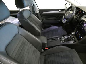 Volkswagen Passat bild 12