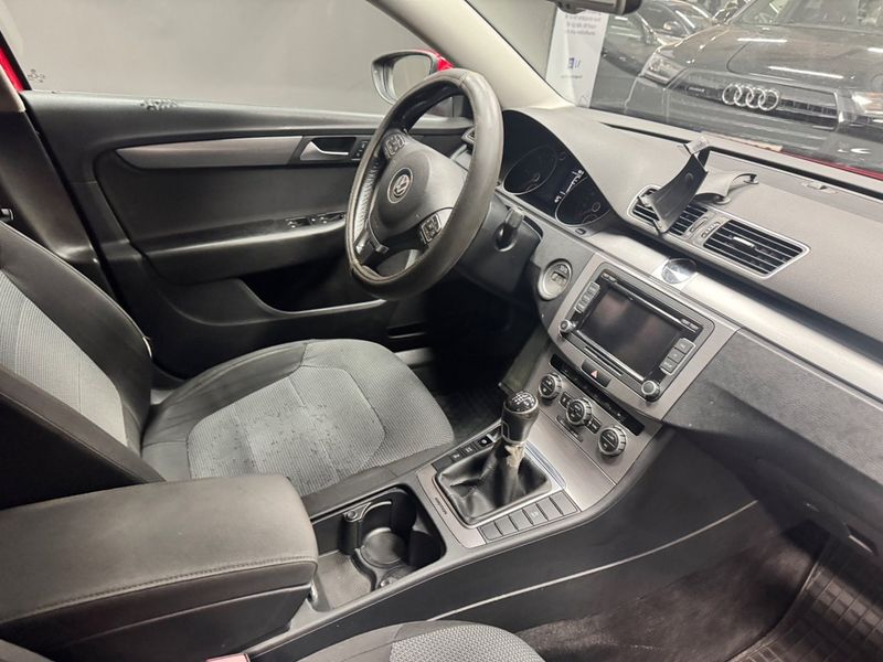 Volkswagen Passat bild 7
