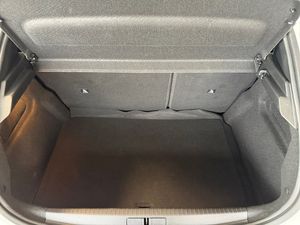 Peugeot 208 bild 11