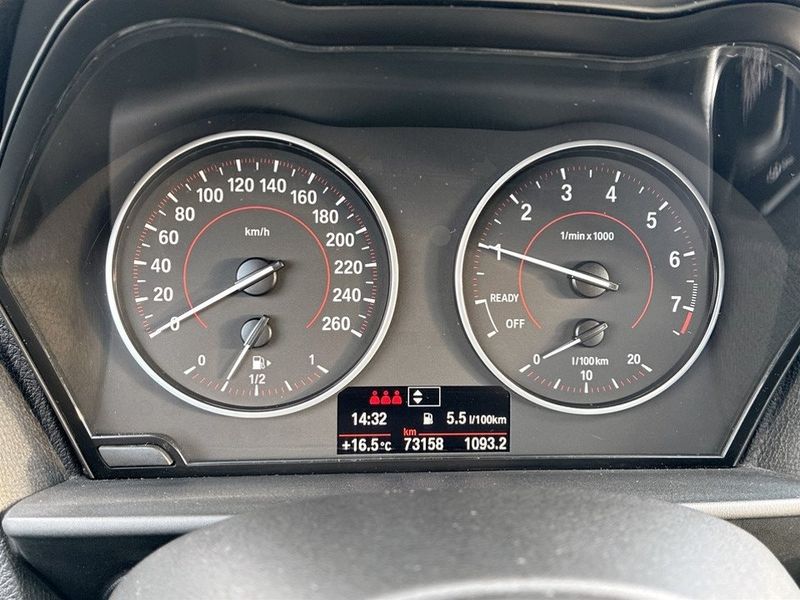 BMW 118 bild 8