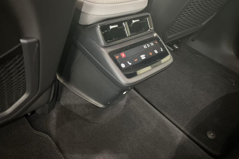 Polestar 4 bild 25