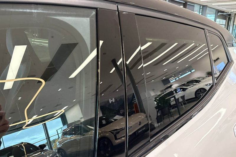 Volvo EX30 bild 15