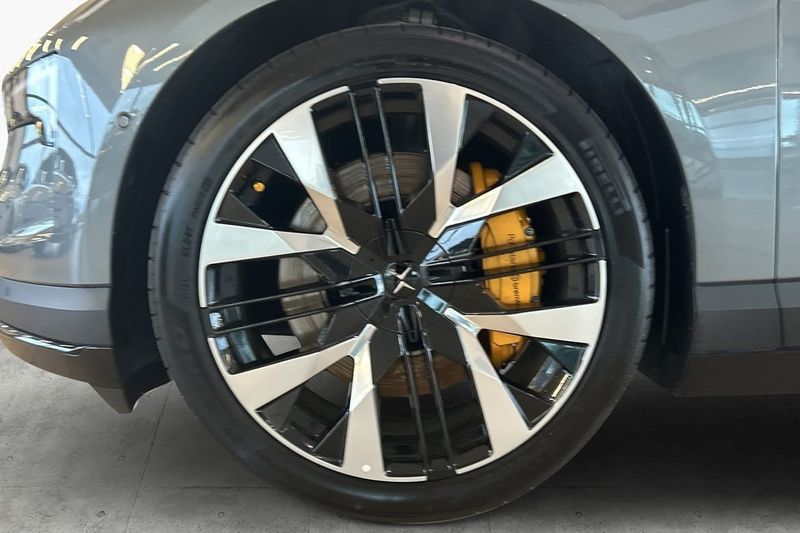 Polestar 4 bild 6