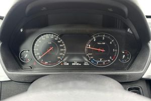 BMW 320 bild 11